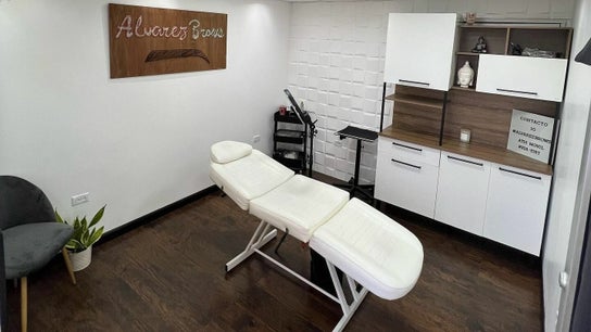 Alvarez Brows Studio