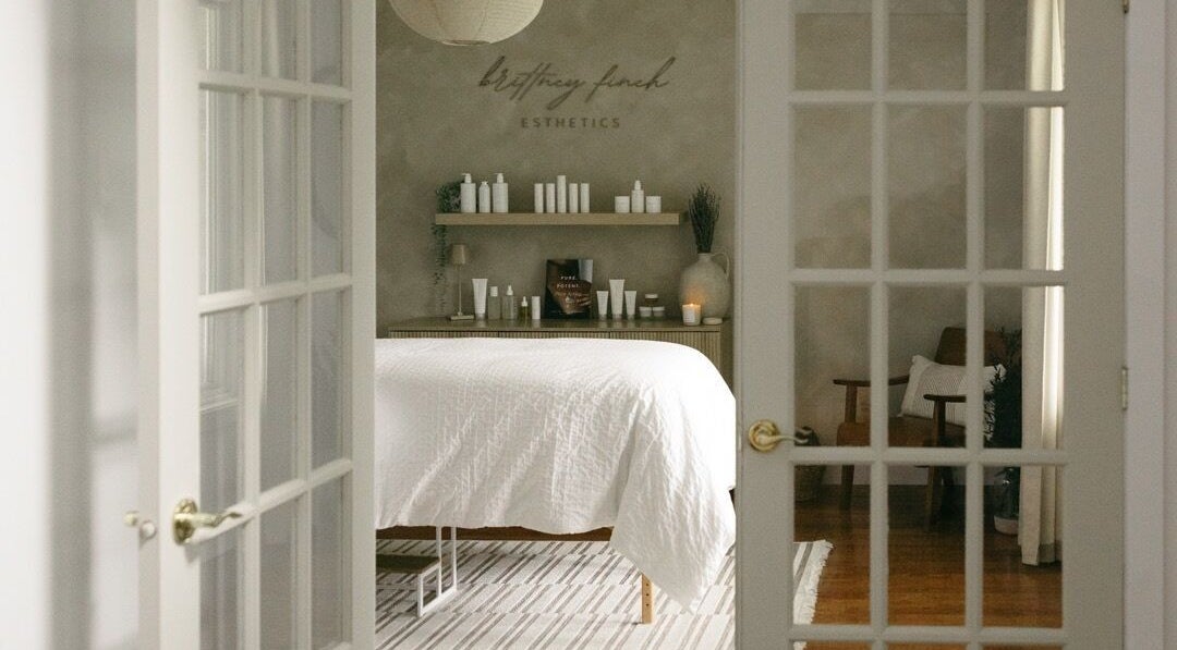 Cozy treatment room at Brittney Finch Esthetics, Ottawa, Ontario, CA, showcasing a welcoming spa ambiance.