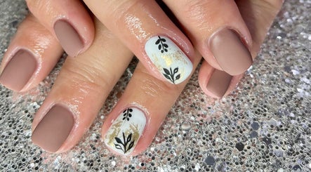 Beauty By Tl image 3
