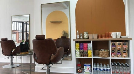 Khartoum House Hair Studio – obraz 3