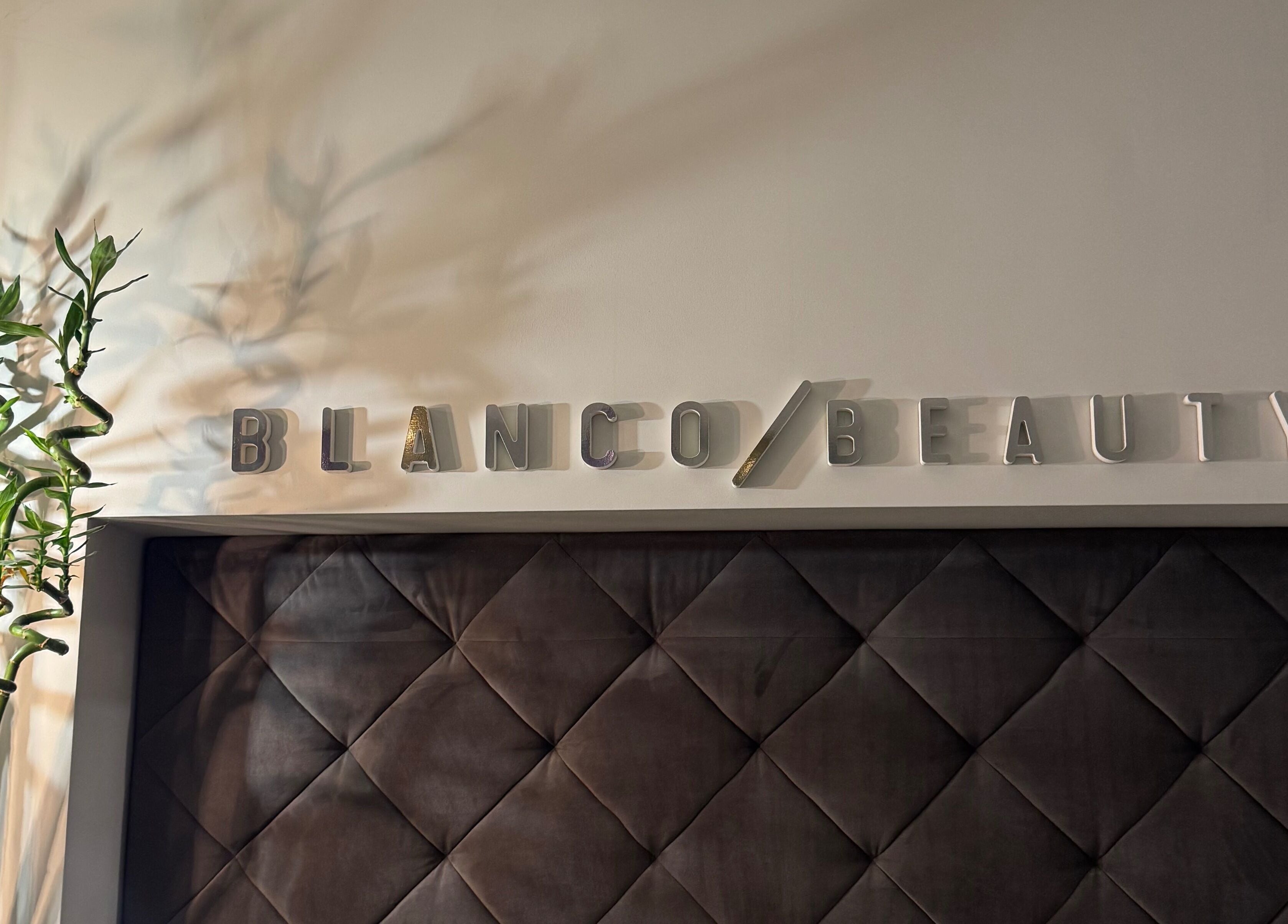 Blanco/Beauty ženklas ir dekoratyvinė sienelė Hd Brows Elinga, Vilnius, Vilniaus Apskritis, LT.