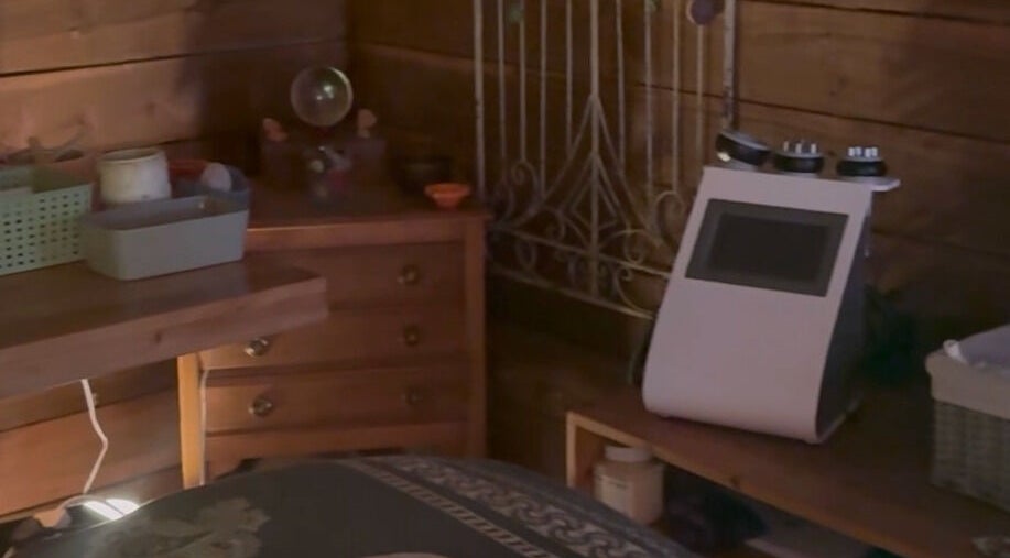 Cozy therapy room at Meganni Franklyn Therapies, Dundee, Scotland, GB, featuring modern wellness equipment.