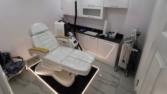 Velashine Beauty and Aesthetic Clinic