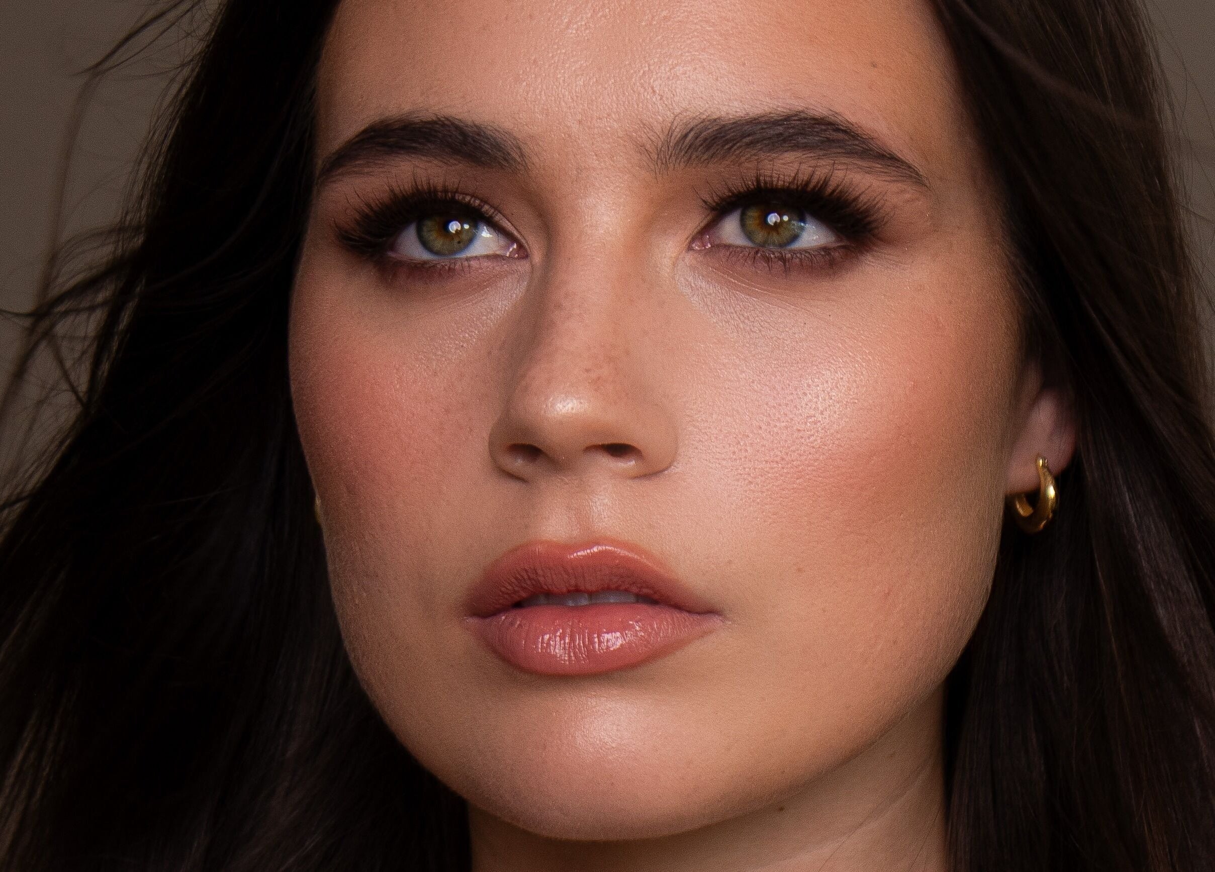 Elegant makeup showcase by Marie Le Hair & Makeup Artist, Melbourne, Victoria, AU. Flawless complexion and eyes.