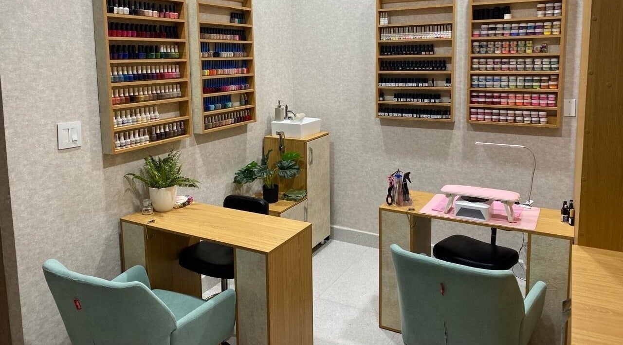 Área de manicura en Ondulados Panamá - Centennial, ubicado en Panama City, Panamá Province, PA.