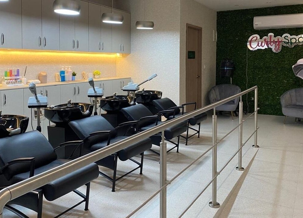 Área de lavado moderna en Ondulados Panamá - Centennial, Panama City, Panamá Province, PA.