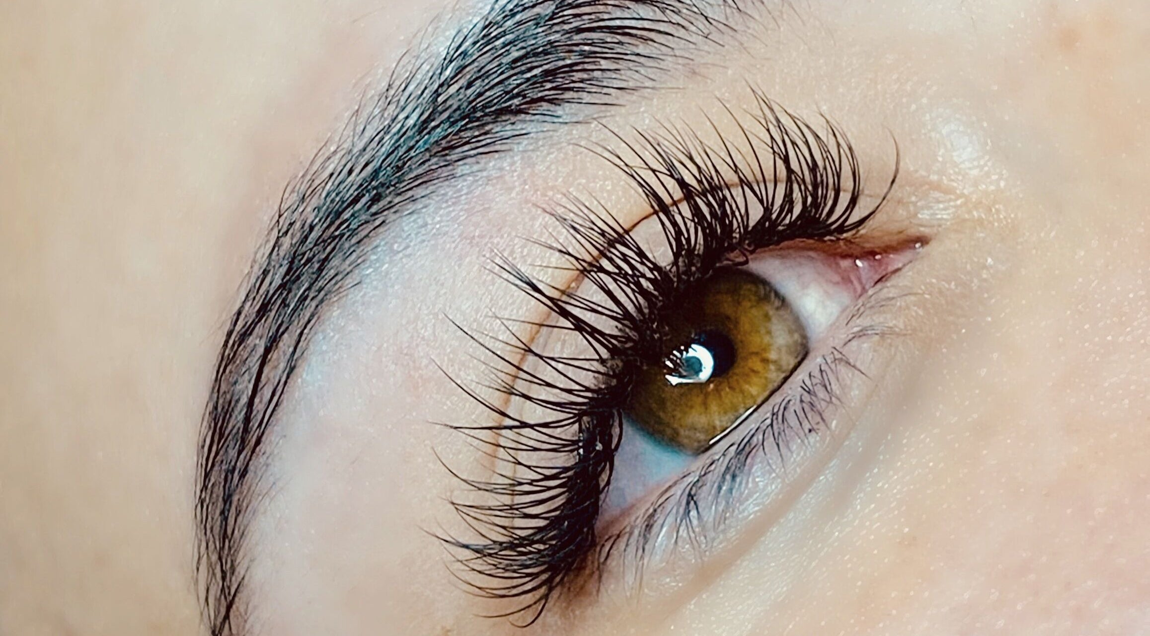 Close-up of eye with lush lashes at Relax Rejuvenate Refresh, Boksburg, Gauteng, ZA.