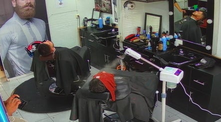 Barber Shop "HendRyan" imaginea 3