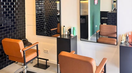 Rhamus Hair Saldanha