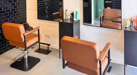 Rhamus Hair Saldanha