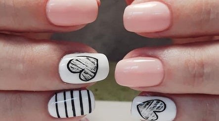 hình ảnh 2 của Nails by Shani