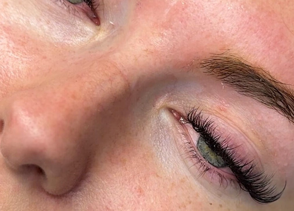 Close-up of eyelash extensions at Sarang Nails, Toronto, Ontario, CA, showcasing lush, full lashes.