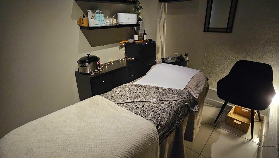 Divinity Holistic & Beauty Therapy, bilde 1
