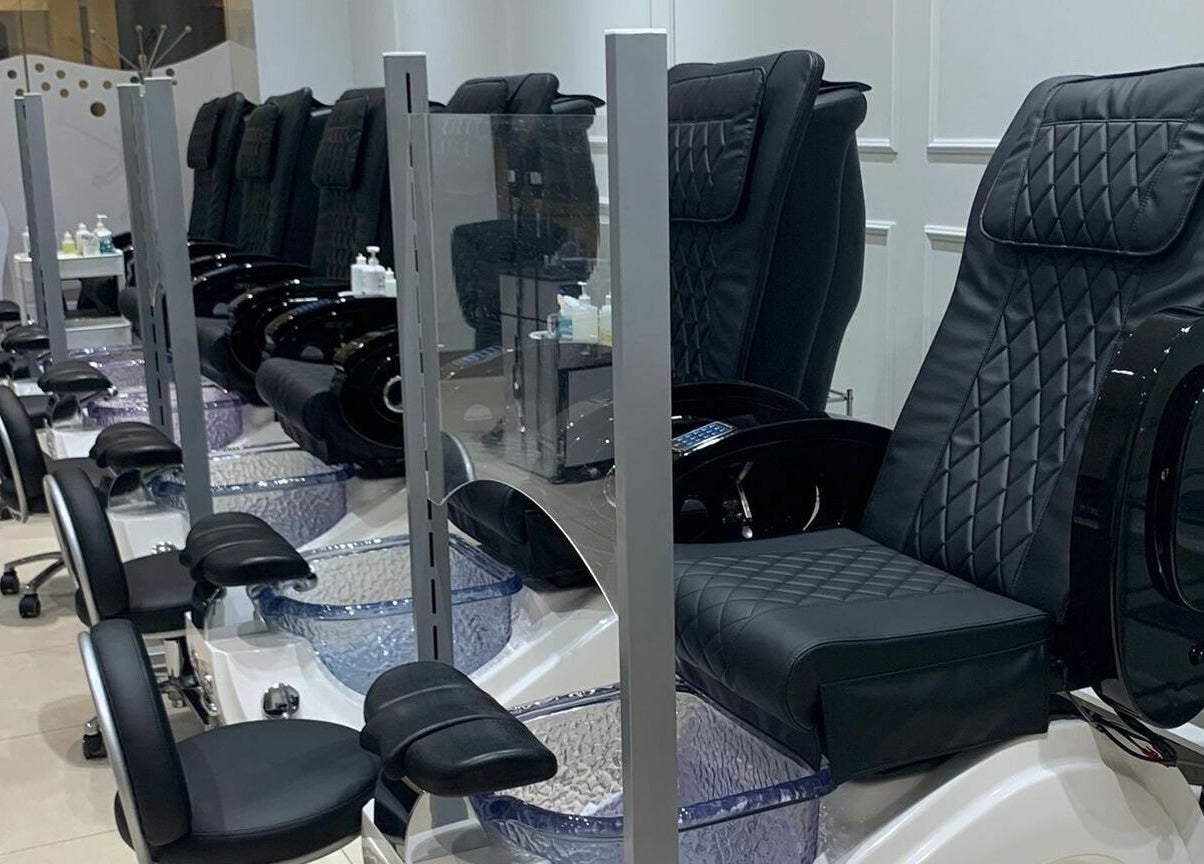 Luxurious pedicure stations at Nails For You Erin Mills, Mississauga, Ontario, CA. Modern comfort for relaxation.