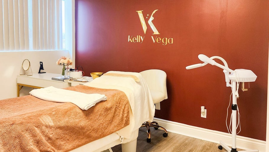 Kelly vega Esthetique  fonctionnelle slika 1