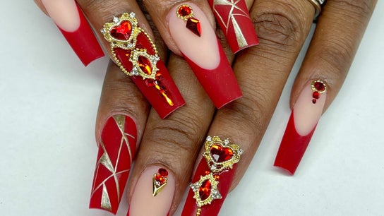 Nails Amour