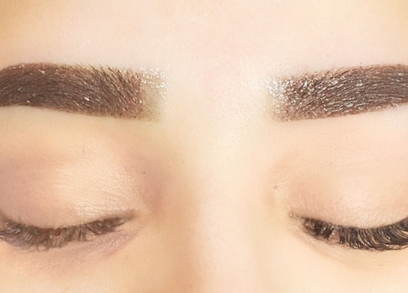 Perfectly shaped brows at Sparkle with Love Beauty Bar in Hialeah, Florida, US.
