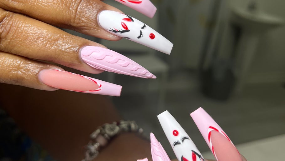 XxClusive Nails图像1