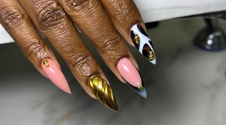 XxClusive Nails图像3