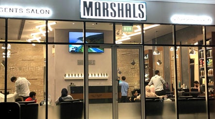 Marshals Gents Salon kép 3