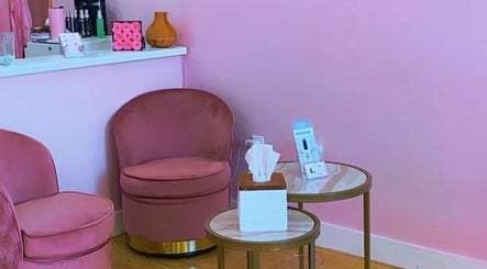 Jane’s Glow Bar LLC image 2