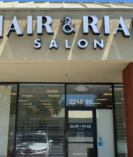 Image de Hair and Riah Salon 2