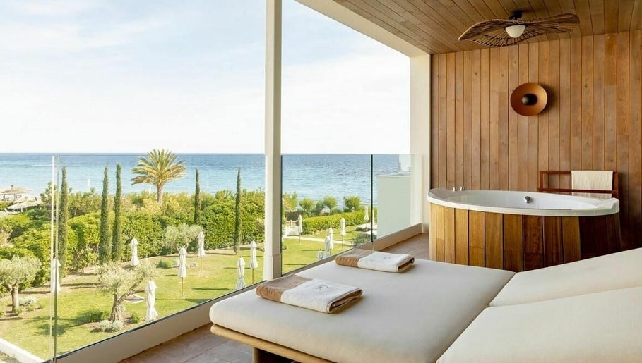 Thai Room Villa Le Blanc Gran Melia Menorca 1paveikslėlis