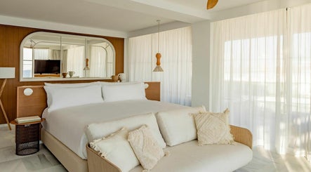 Thai Room Villa Le Blanc Gran Melia Menorca – obraz 3