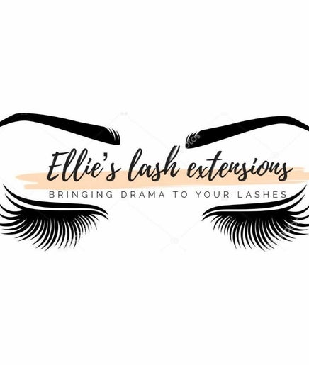 Ellie’s Lash Extensions imagem 2