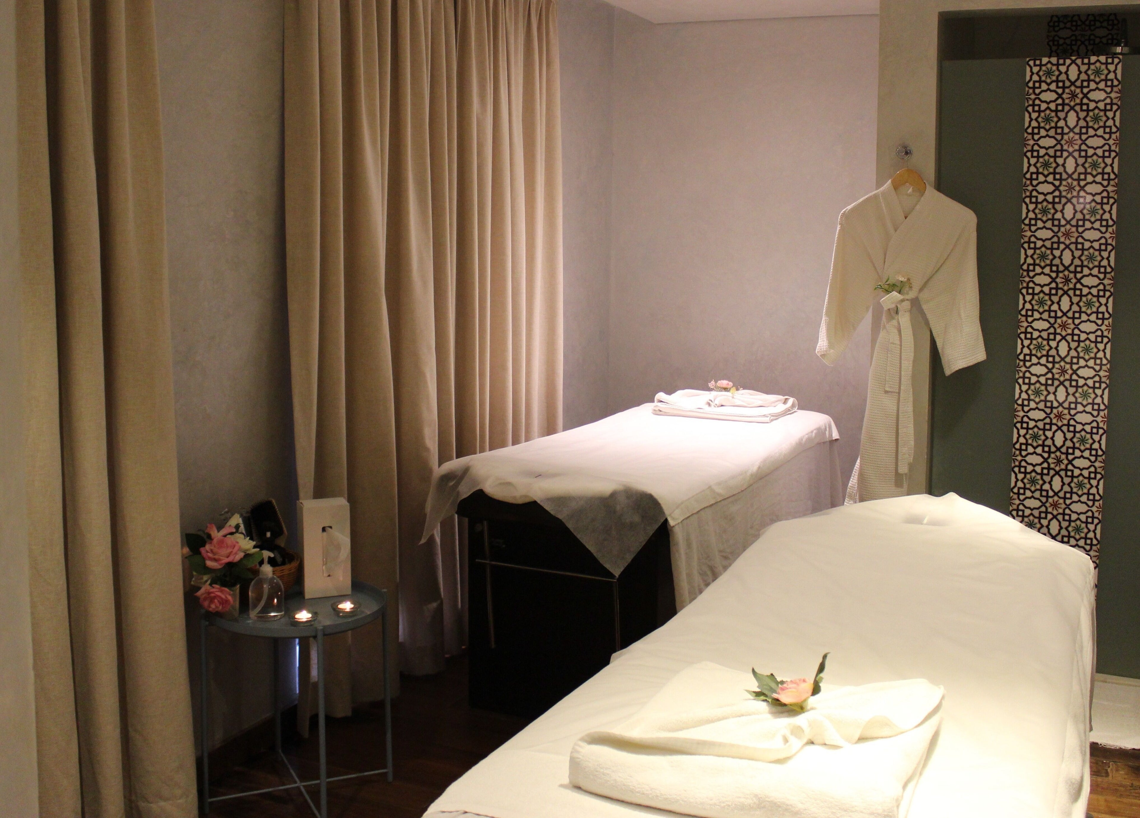 Cozy massage room at Niyama Spa, DoubleTree by Hilton Al Jadaf, دبي, دبي, AE.