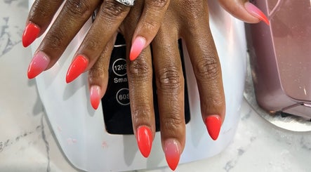 Helen's Nails & Spa (Builder Gel,Harder Gel,Liquid Gel,Gel X,Dipping ,Hybrid gel ,Poly Gel ) image 2