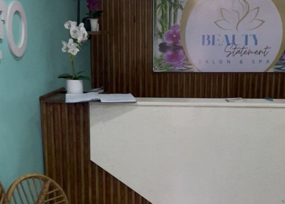 Inviting reception at Beauty Statement Salon & Spa, Ocho Rios, JM with calming decor and welcoming atmosphere.