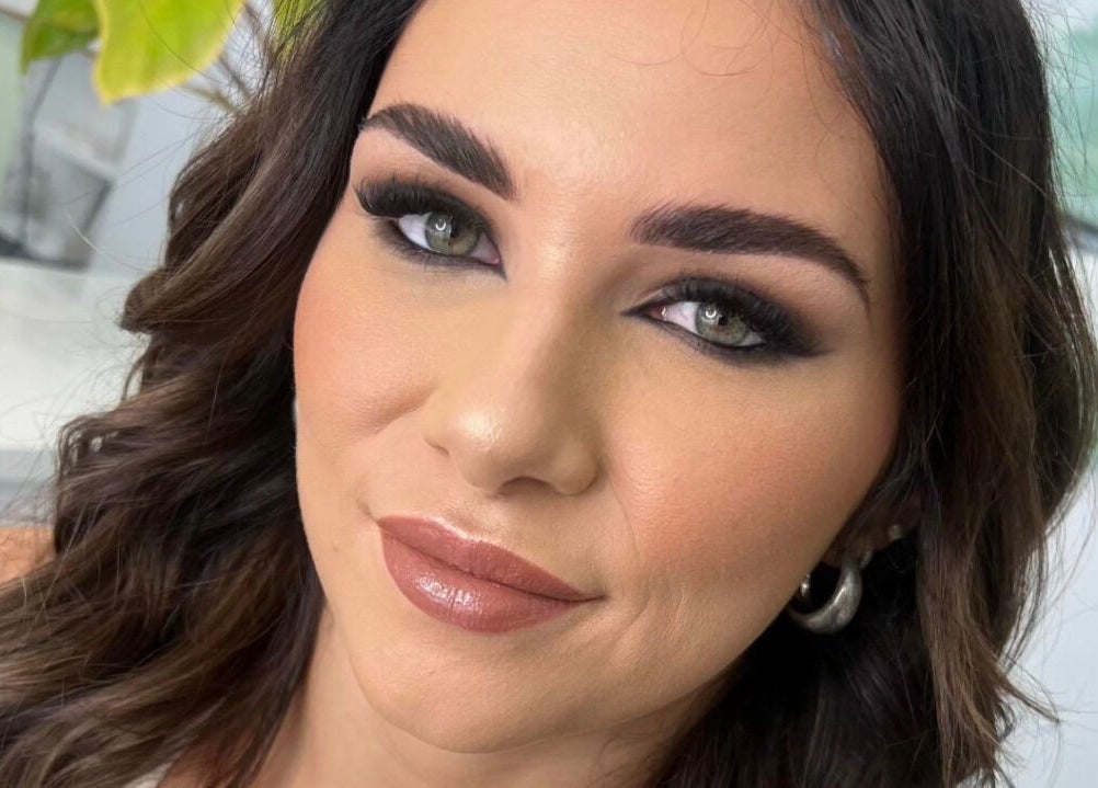 Elegant makeup look at AJ Makeup Studio, Launceston, Tasmania, AU. Perfectly defined eyes and lips.