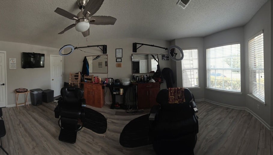 Deez Cutz Llc, bilde 1