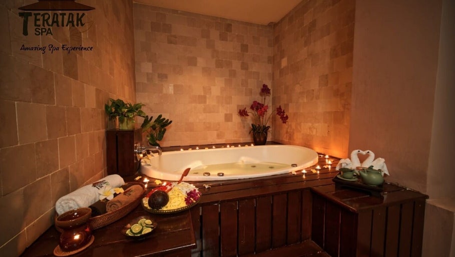 Luxurious spa bathtub at Teratak Spa Kuala Lumpur at Seri Pacific, Kuala Lumpur, Wilayah Persekutuan Kuala Lumpur, MY.