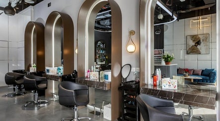 Etoile La Coupe Beauty Salon