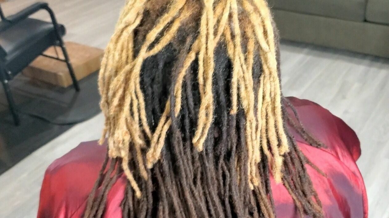 Cynsational LOCS - 5730 Carmel Sand Street - Las Vegas | Fresha