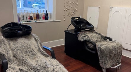 Luxurious hair wash stations at Obsession Hair & Body, Gawler, South Australia offering comfort and style.