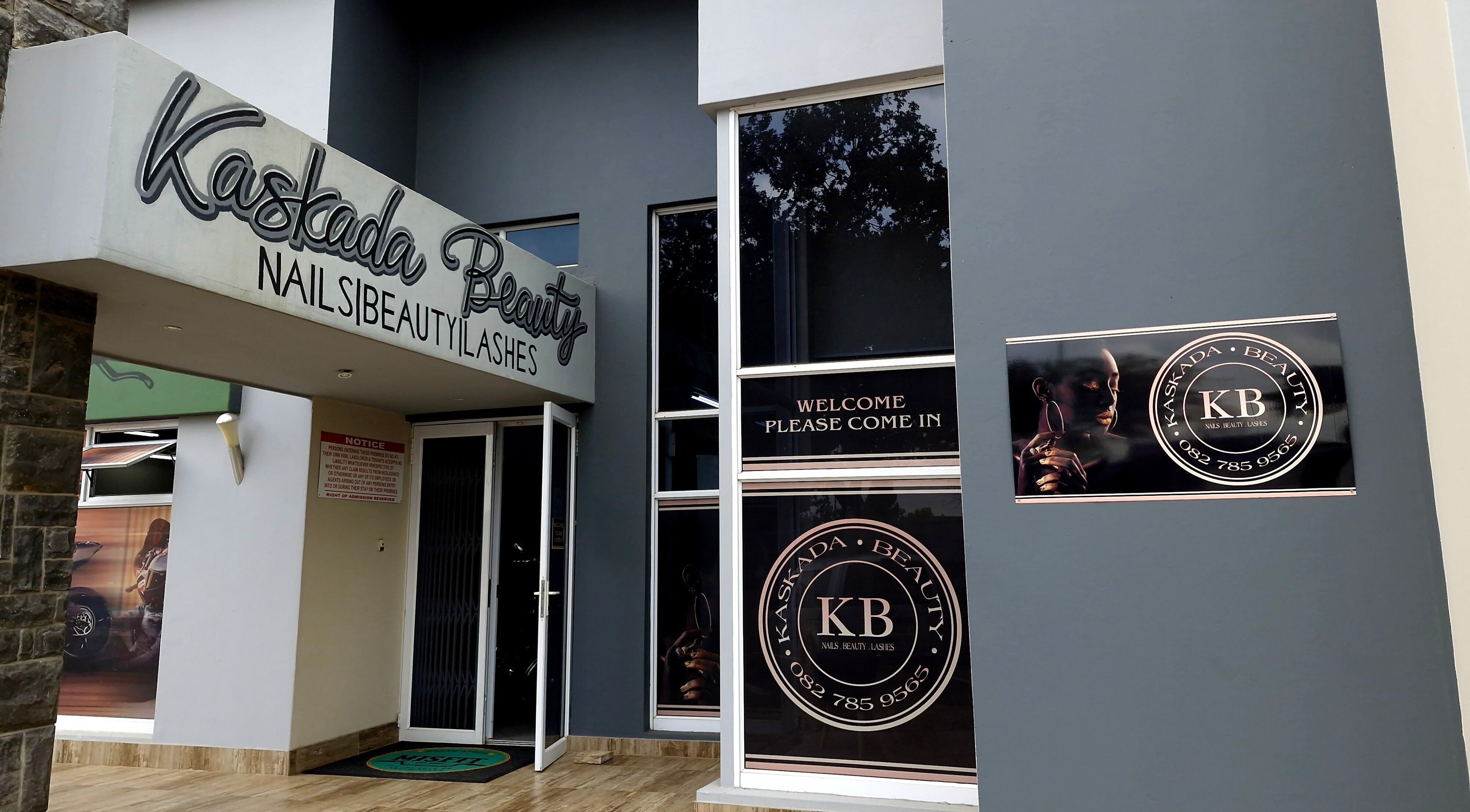 Exterior view of Kaskada Beauty, a beauty venue in Benoni, Gauteng, ZA, showcasing stylish signage.