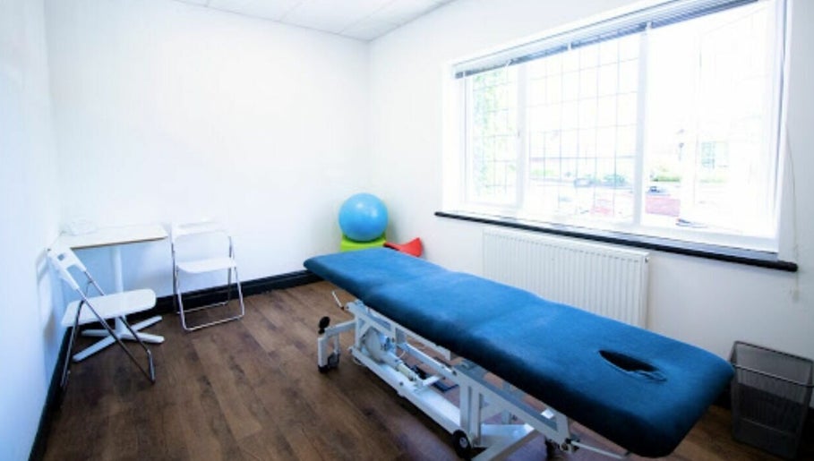 SB Sports Massage and Rehabilitation - Chorley Bild 1