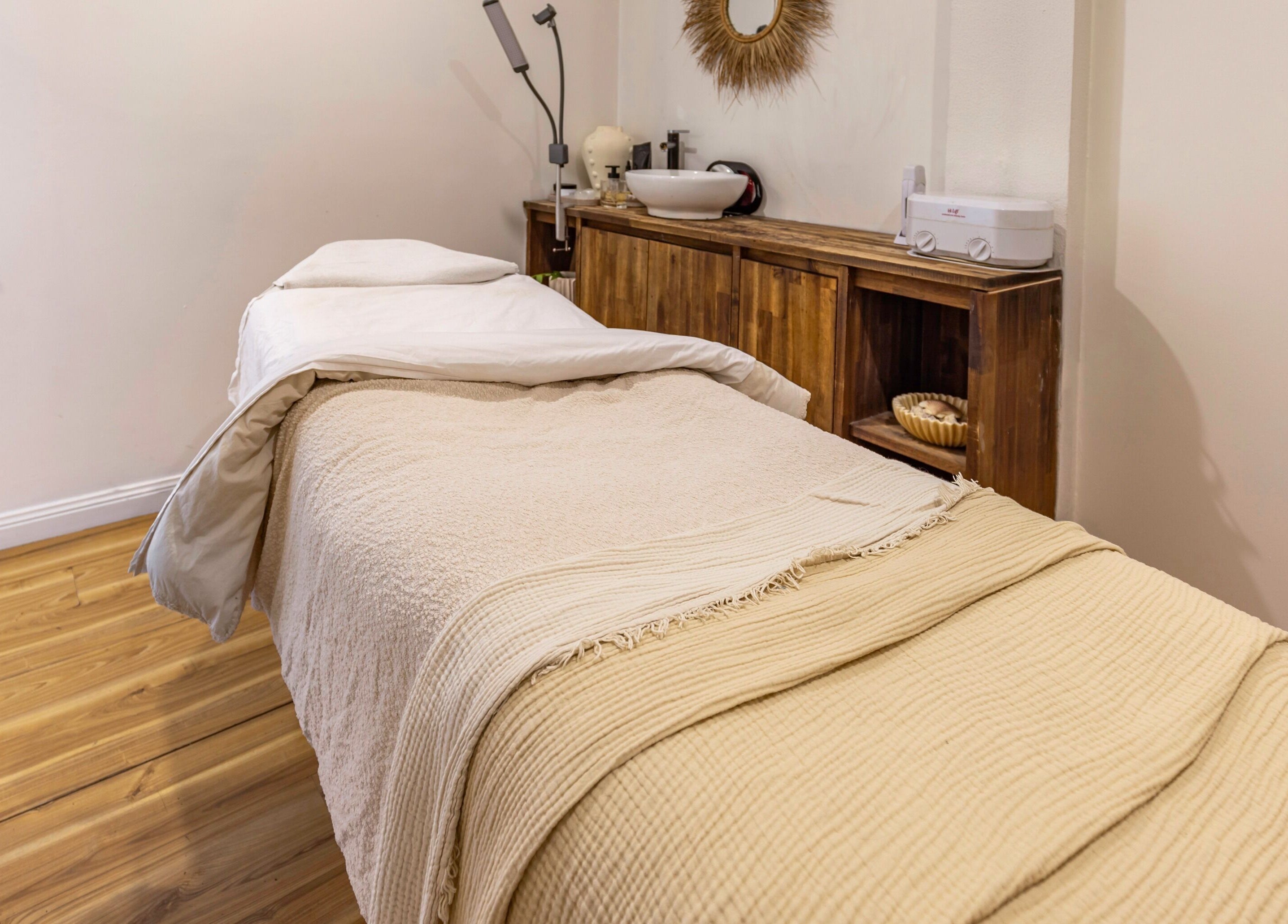 Relaxing massage room at Tranquility Skin & Body in Emu Plains, New South Wales, AU, perfect for wellness treatments.