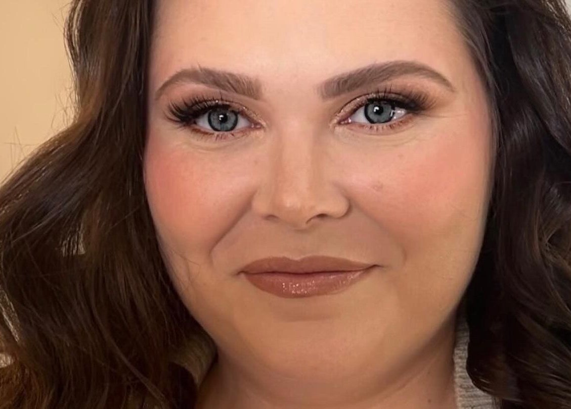 Beautiful makeup at Shantelle Barry Hair & Makeup, Gordonvale, Queensland, AU, highlighting natural elegance.