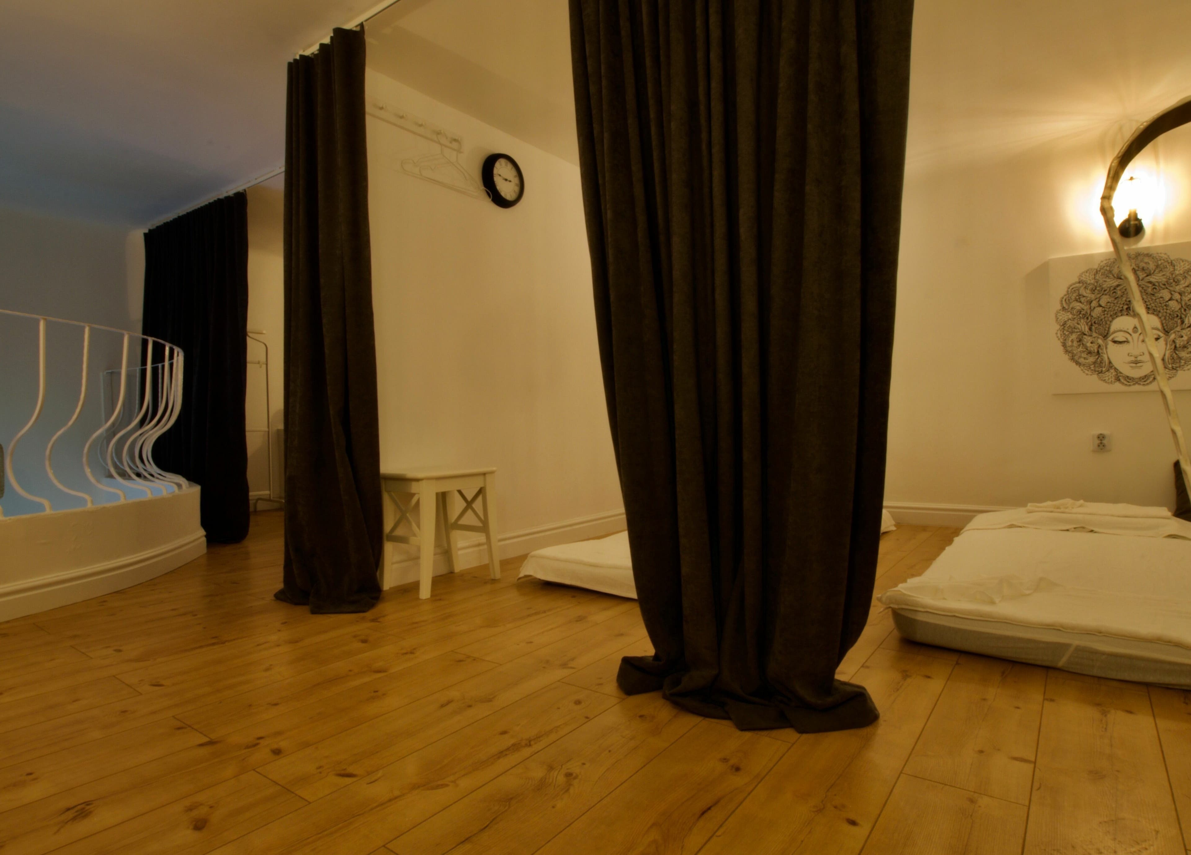 Cozy massage room with warm lighting at Thai 5 Budapest Thai Massage, Budapest, Magyar, HU.