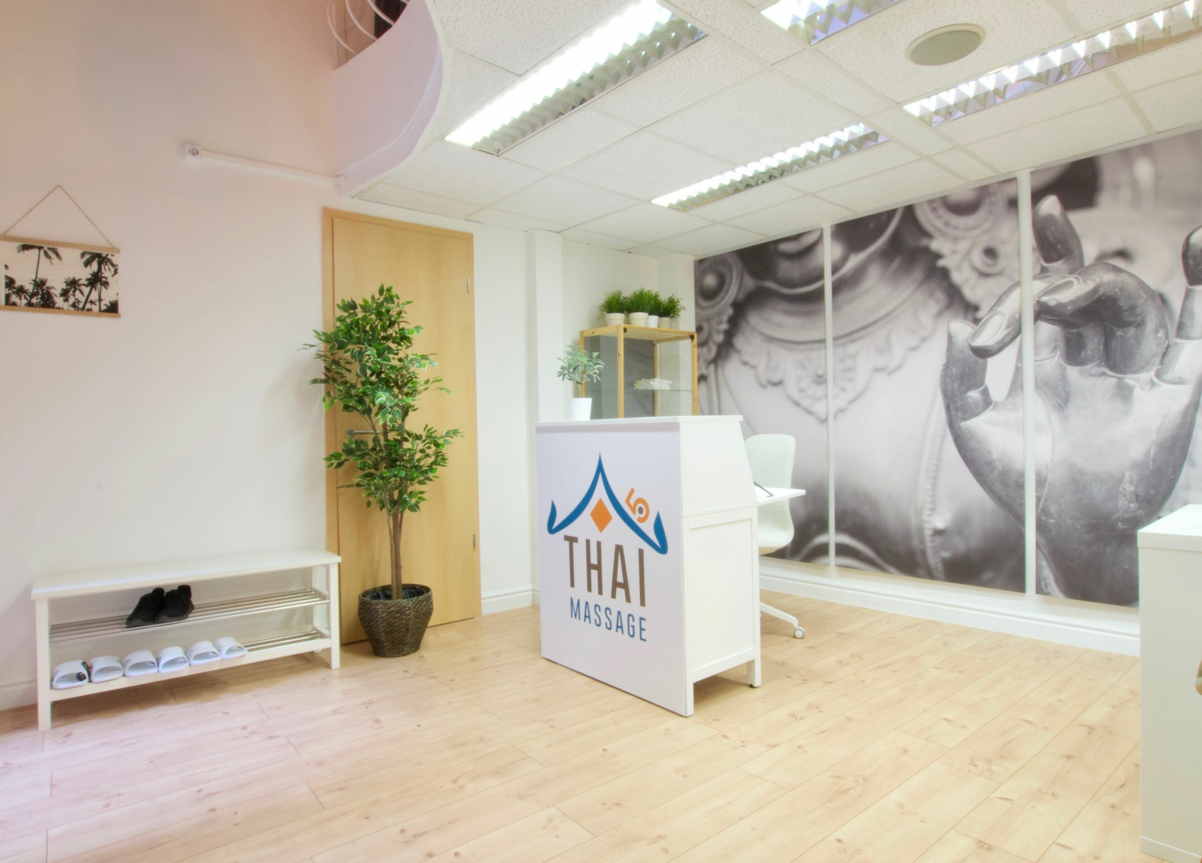 Reception area of Thai 5 Budapest Thai Massage in Budapest, Magyar, HU with a calming decor and plants.