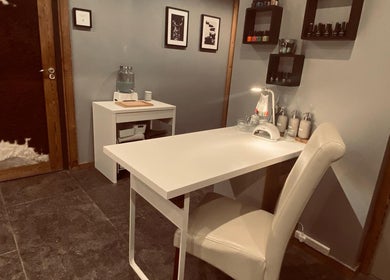 Manicure station at IVY Spa and Beauté, Saint Jean D’Aulps, Auvergne-Rhône-Alpes, FR showcasing elegance.
