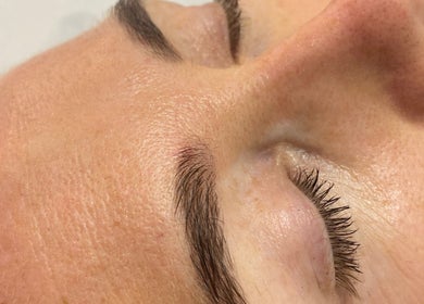Facial treatment at IVY Spa and Beauté, Saint Jean D’Aulps, Auvergne-Rhône-Alpes, FR offers radiant serenity.