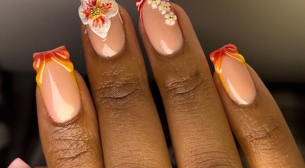 Elegant floral nail design at Ndawonde Beauty Boutique, Benoni, Gauteng, ZA.