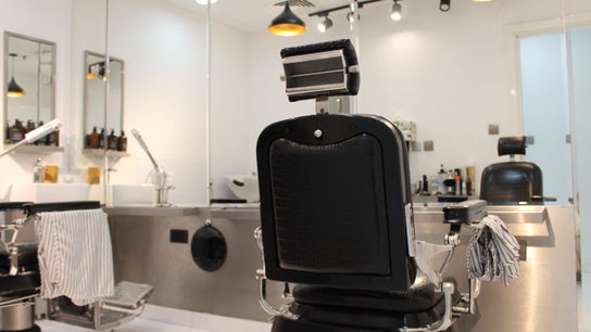 Le Platine Gents Salon