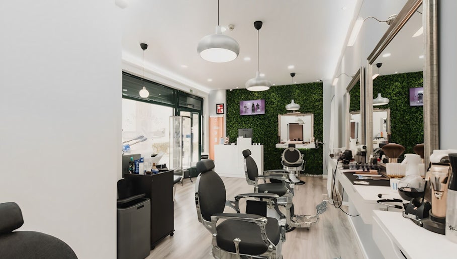 Barbearia dos Príncipes Unipessoal, Lda. image 1