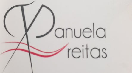 Logo elegante de Manuela Freitas, localizado em Paredes, Porto, PT. Design minimalista com linhas suaves.